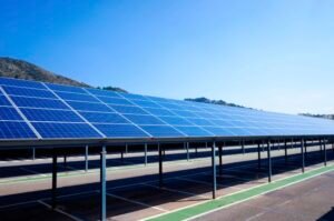 types installations panneaux solaires entreprises parking