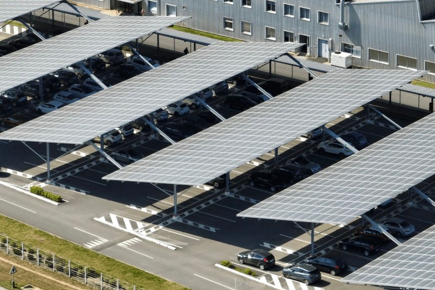panneaux solaires énergie solaire énergie verte énergie toit électricité photovoltaïque Ombriers